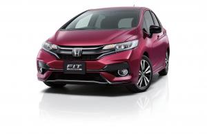 Honda Fit Hybrid S 2017 года (JP)